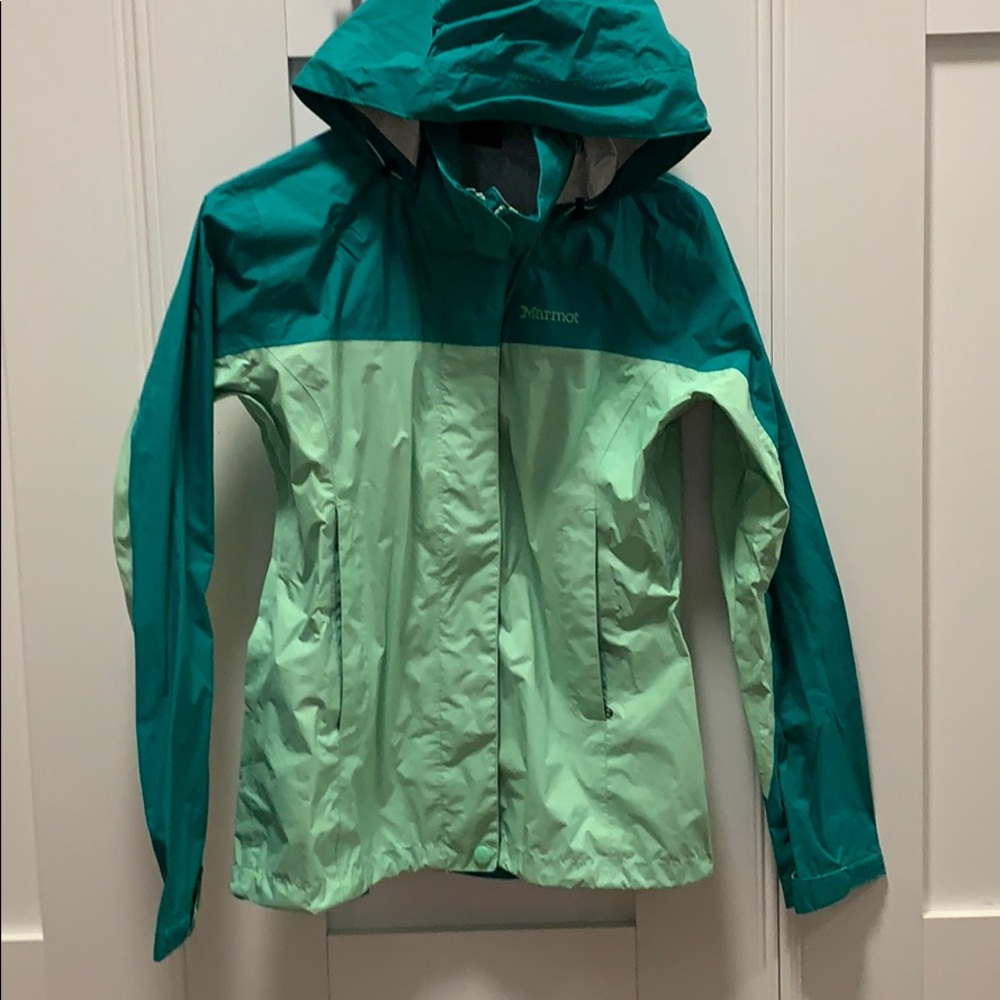 Gently worn women’s hooded lightweight jacket